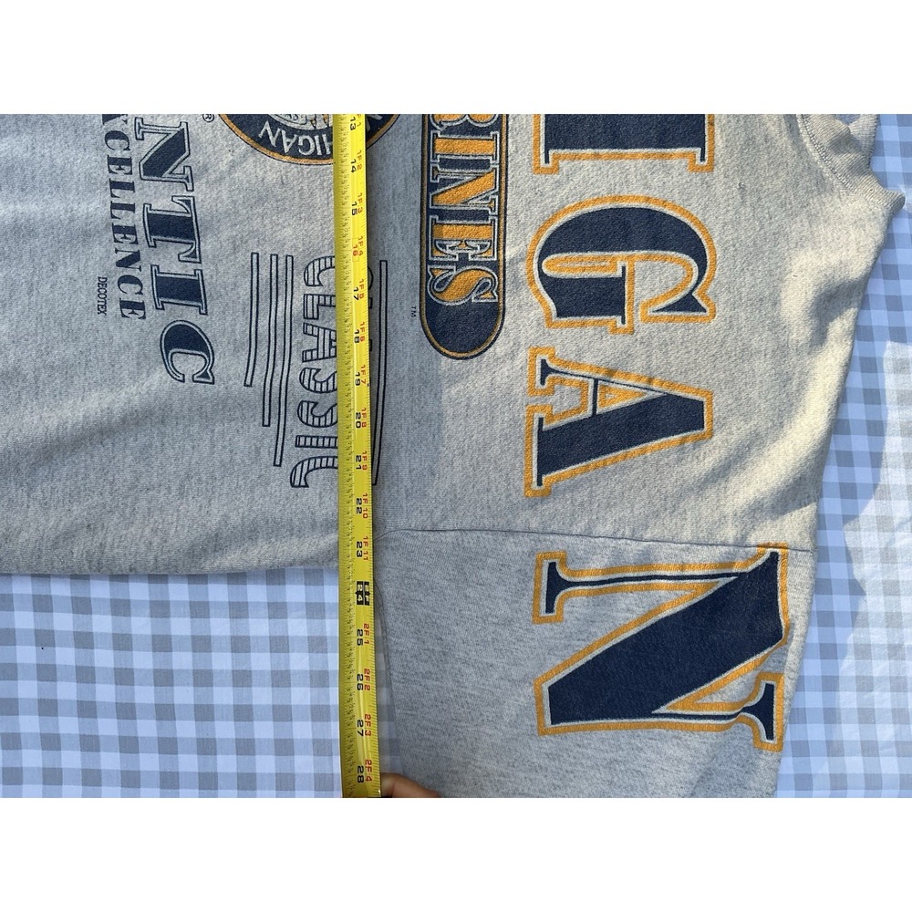VTG‎ Michigan Wolverines Size XL Campus Classic Big Spellout Crewneck USA - Picture 5 of 7